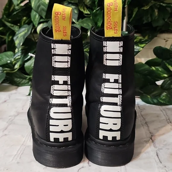 Dr. Martens x Sex Pistons Black
